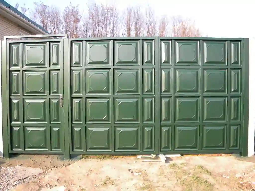Распашные Ворота из филенки
